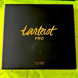 tarte tarteist Pro Eyeshadow Palette